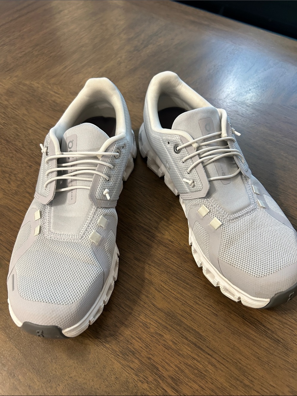 On Running Women’s Mesh Trainers - Light Gray